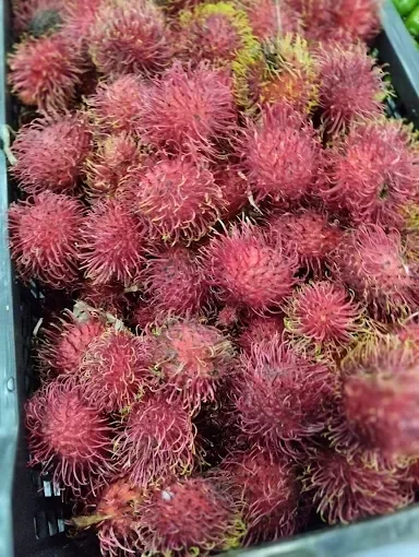 Mamones chinos frescos
